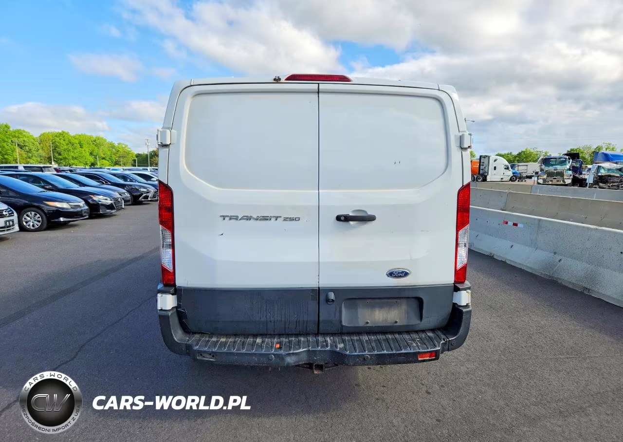 2019 Ford Transit T-250 VIN:1FTYR1YM9KKA45676 - 6
