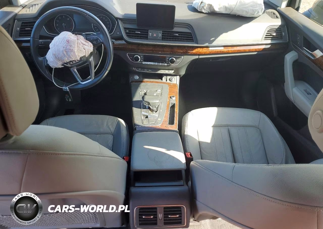 2018 Audi Q5 Premium VIN:WA1ANAFY7J2132214 - 8