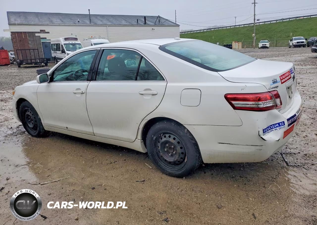 2010 Toyota Camry Le VIN:4T1BF3EKXAU551917 - 2