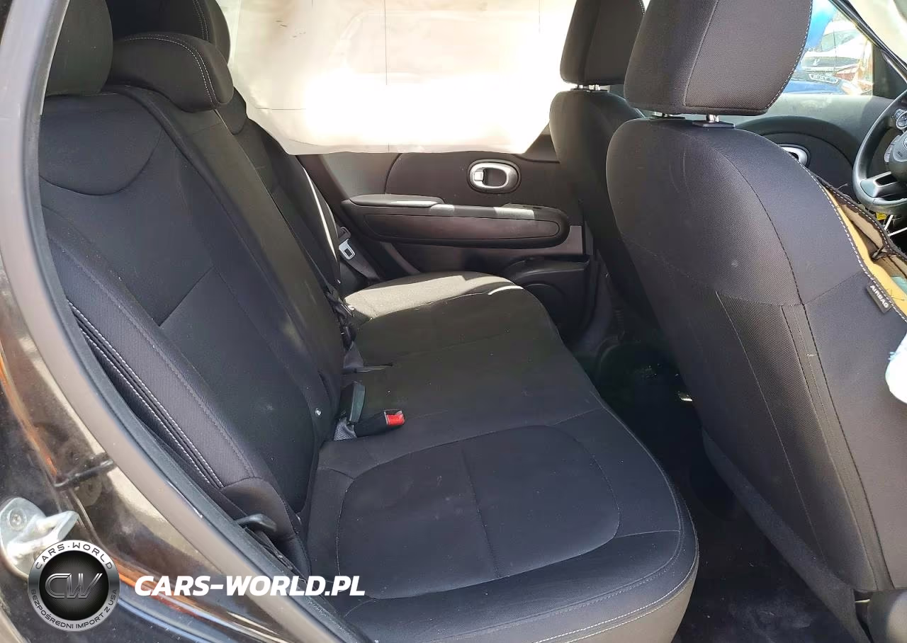 2015 Kia Soul VIN:KNDJN2A26F7762895 - 11