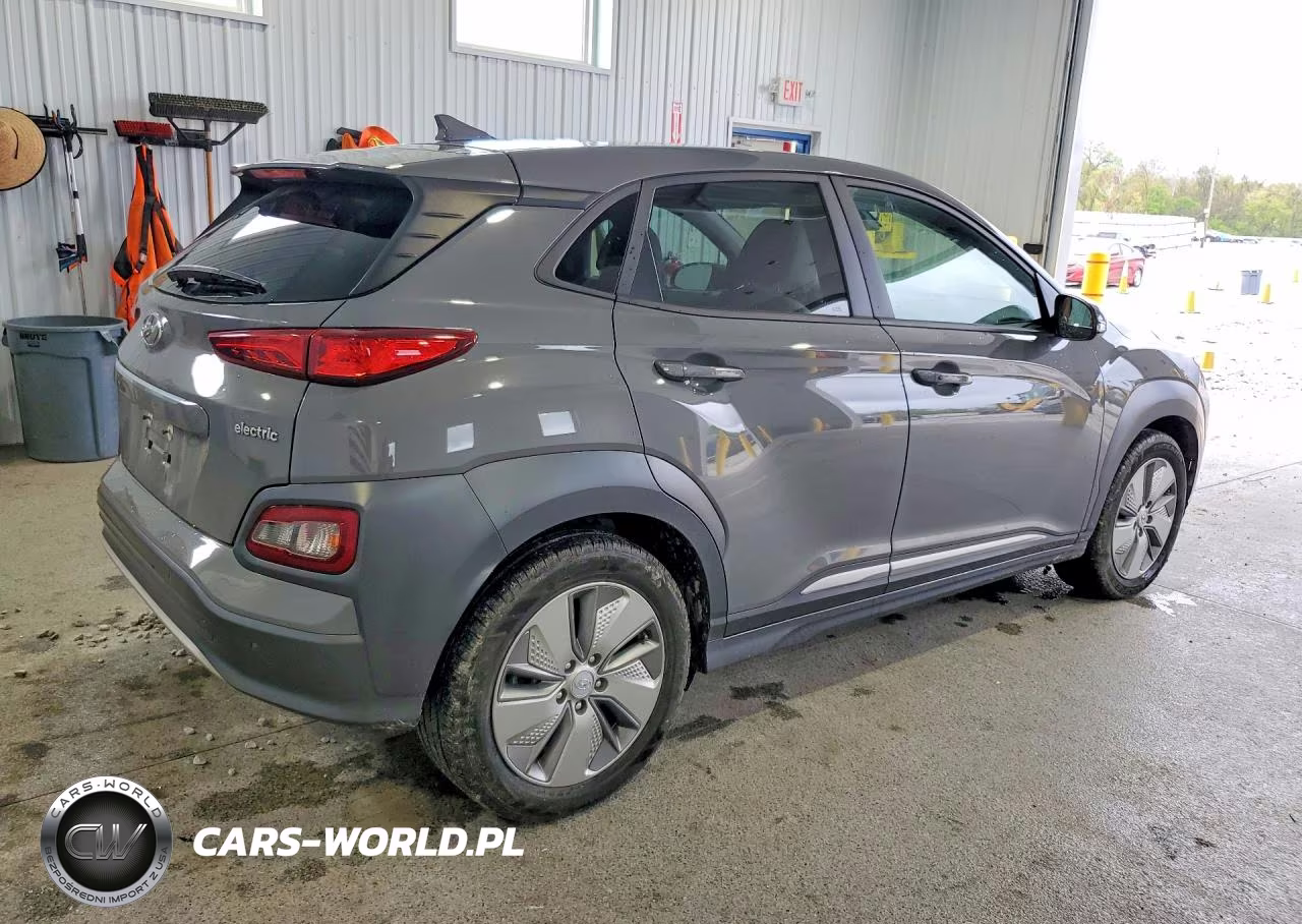 2021 Hyundai Kona Ultimate VIN:KM8K53AG0MU112542 - 3