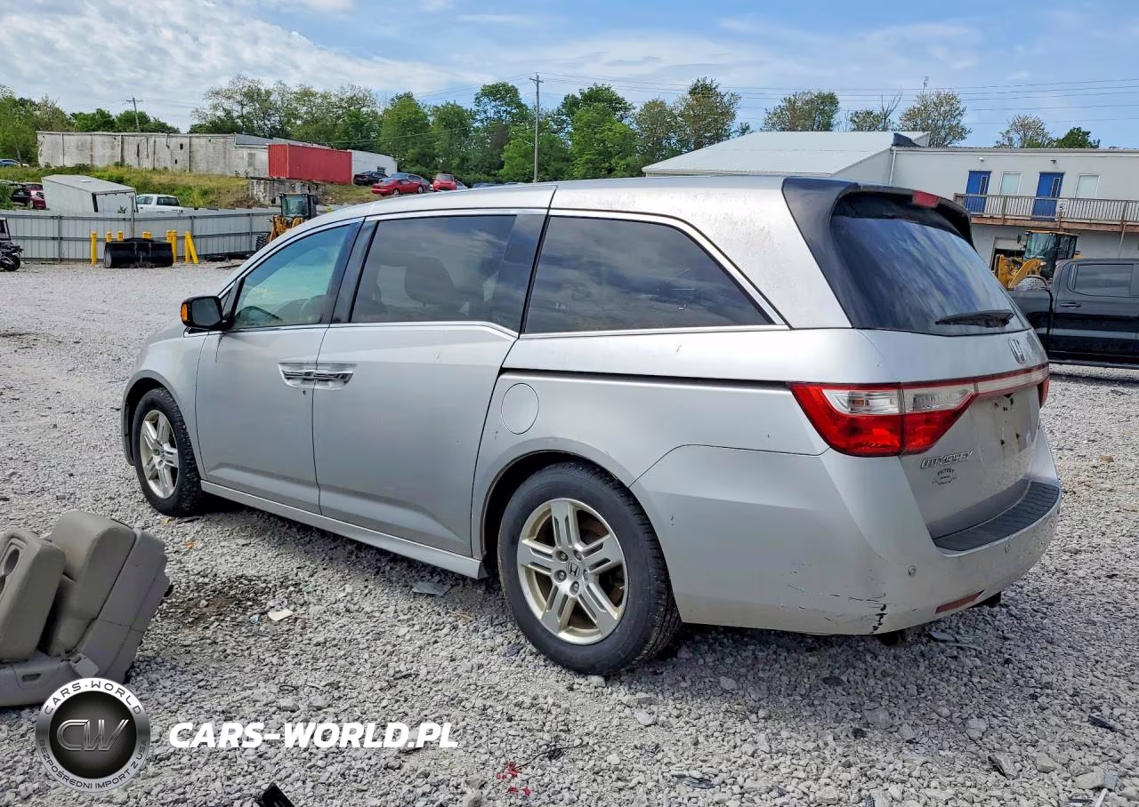 2011 Honda Oddyssey VIN:5FNRL5H97BB006221 - 2