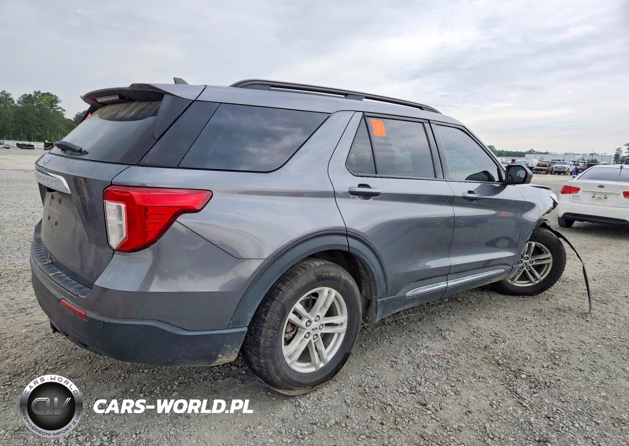 2022 Ford Explorer Xlt VIN:1FMSK7DH8NGB80057 - 3