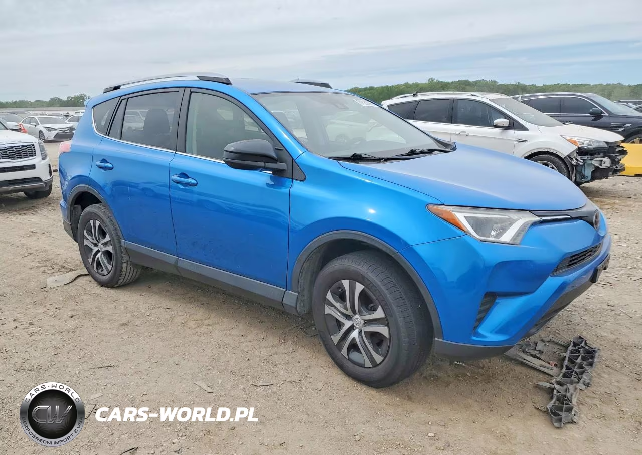 2017 Toyota Rav4 Le VIN:JTMZFREV5HJ123054 - 4