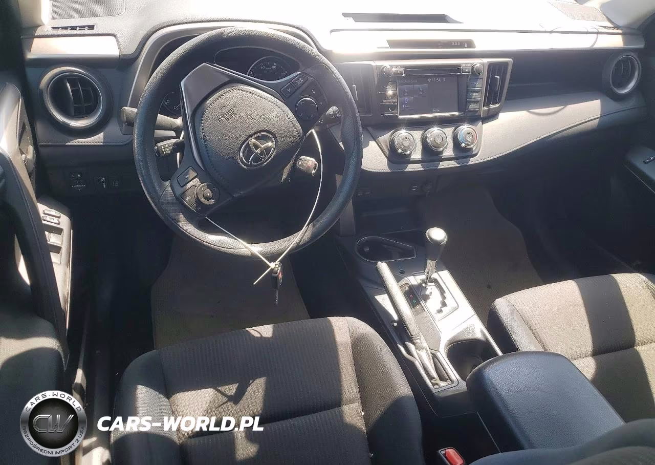 2017 Toyota Rav4 Le VIN:JTMZFREV5HJ123054 - 8