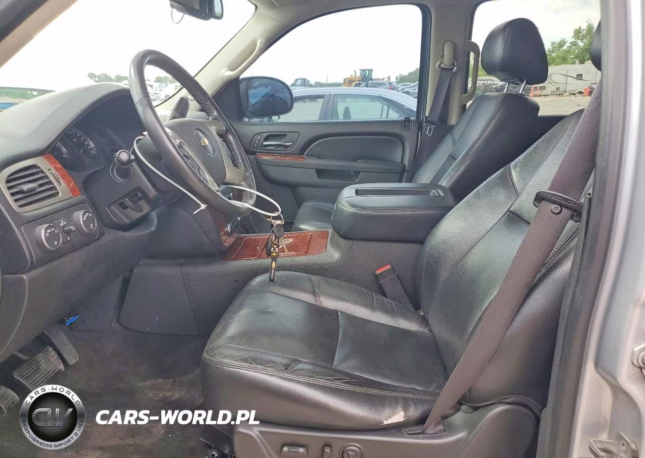 2012 Chevrolet Tahoe K1500 Ltz VIN:1GNSKCE02CR215402 - 7