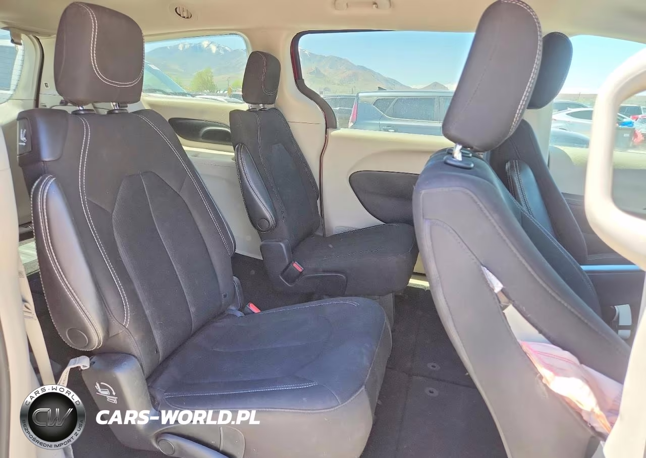 2023 Chrysler Voyager Lx VIN:2C4RC1CG5PR566426 - 11