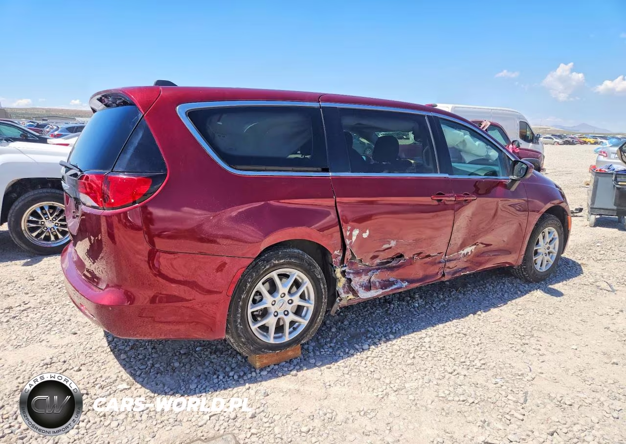 2023 Chrysler Voyager Lx VIN:2C4RC1CG5PR566426 - 3