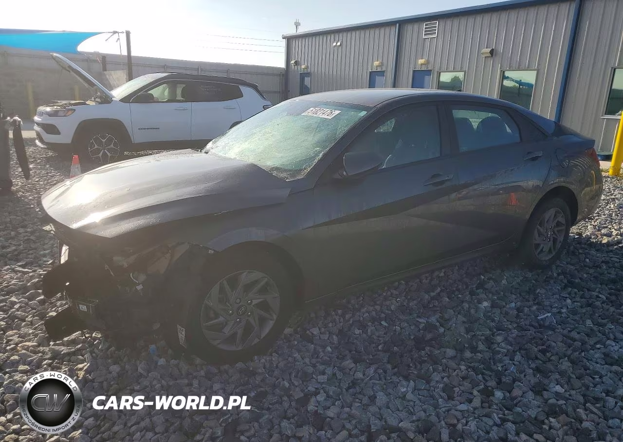 2024 Hyundai Elantra Sel – zdjęcie 1 z 12