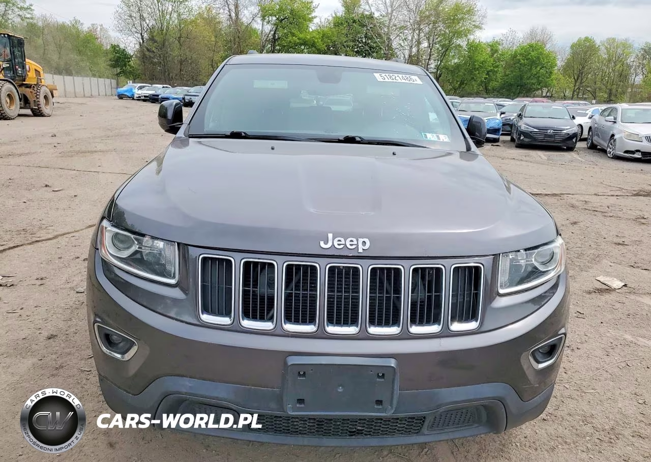 2014 Jeep Grand Cherokee Laredo VIN:1C4RJFAGXEC383969 - 5