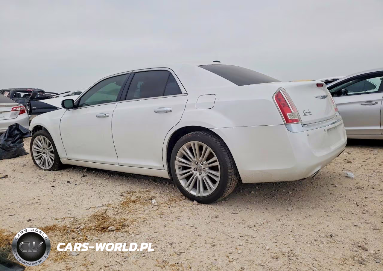 2014 Chrysler 300C VIN:2C3CCAEG9EH373545 - 2