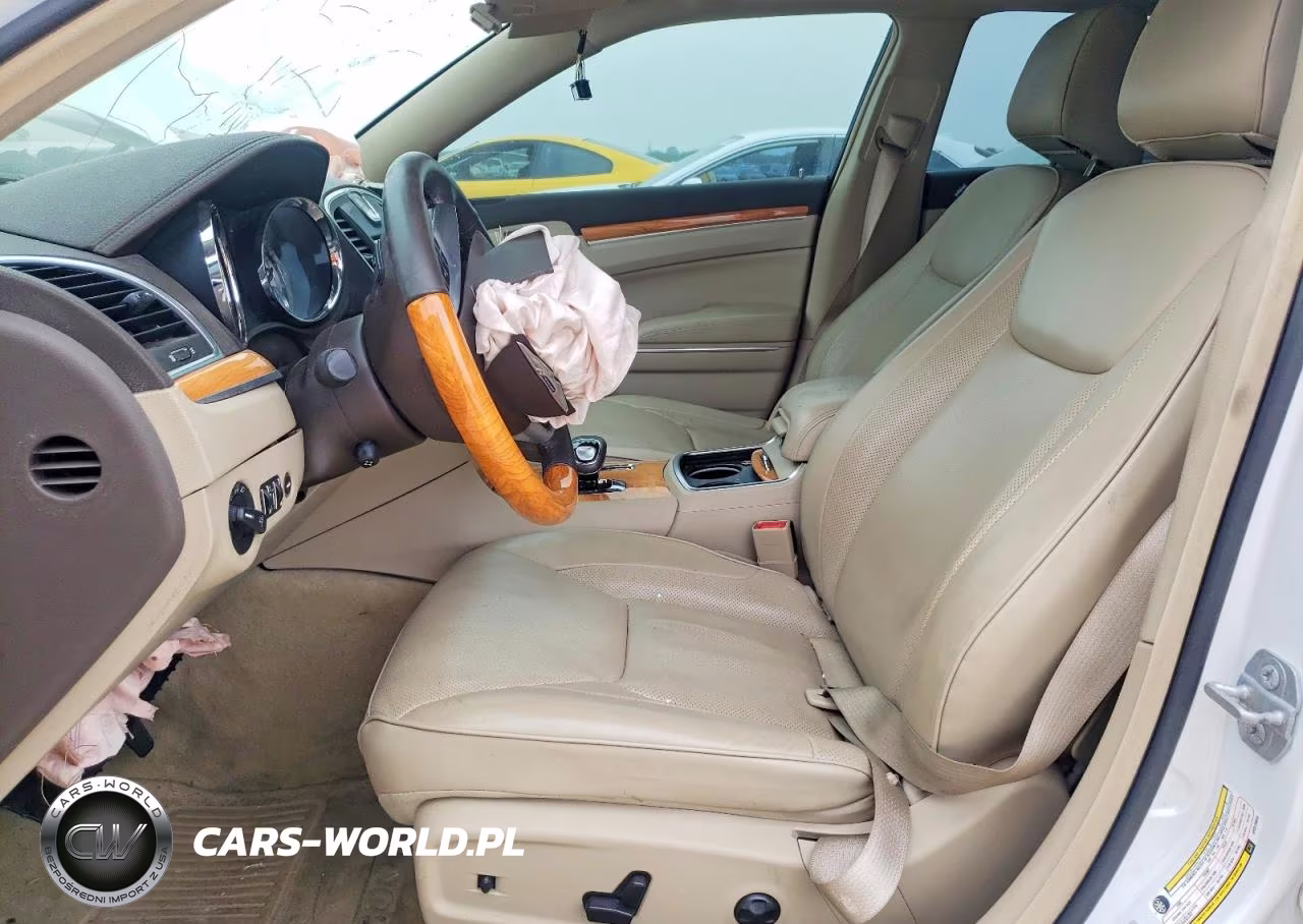 2014 Chrysler 300C VIN:2C3CCAEG9EH373545 - 7