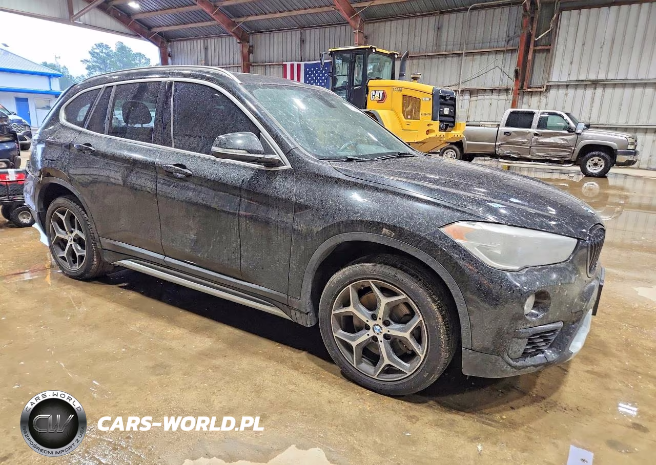 2018 BMW X1 Sdrive28I VIN:WBXHU7C37J5L06299 - 4