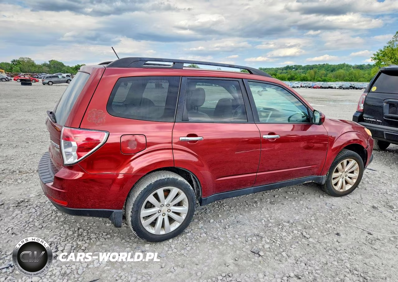 2011 Subaru Forester 2.5X Premium VIN:JF2SHADC3BH703934 - 3