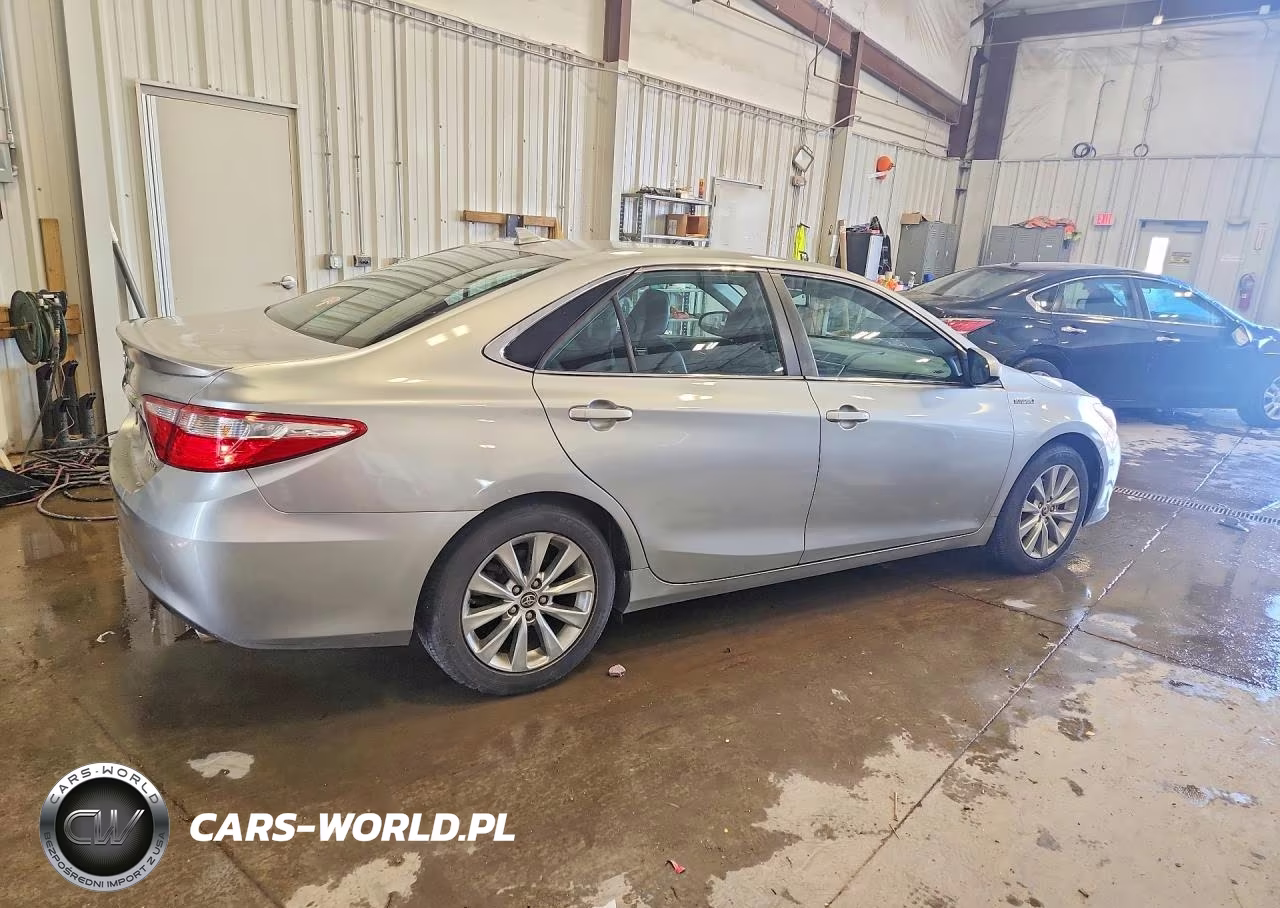 2015 Toyota Camry Hybrid Xle VIN:4T1BD1FK8FU173290 - 3