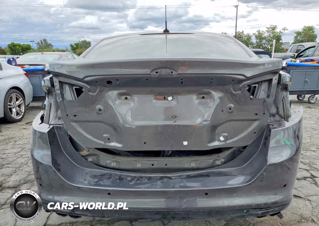 2017 Ford Fusion Sport VIN:3FA6P0VP8HR398555 - 6