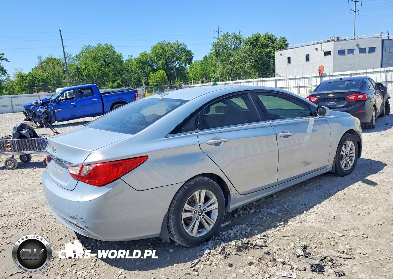 2011 Hyundai Sonata Gls VIN:5NPEB4AC0BH113601 - 3