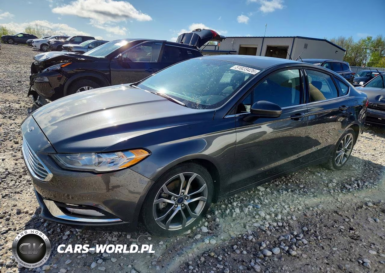 2017 Ford Fusion S – zdjęcie 1 z 12