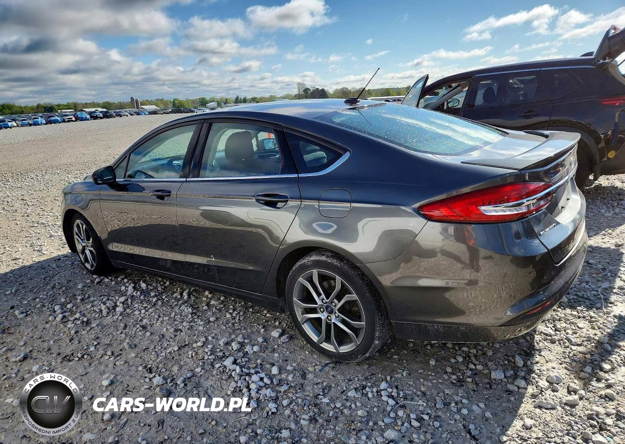 2017 Ford Fusion S VIN:3FA6P0G7XHR334742 - 2