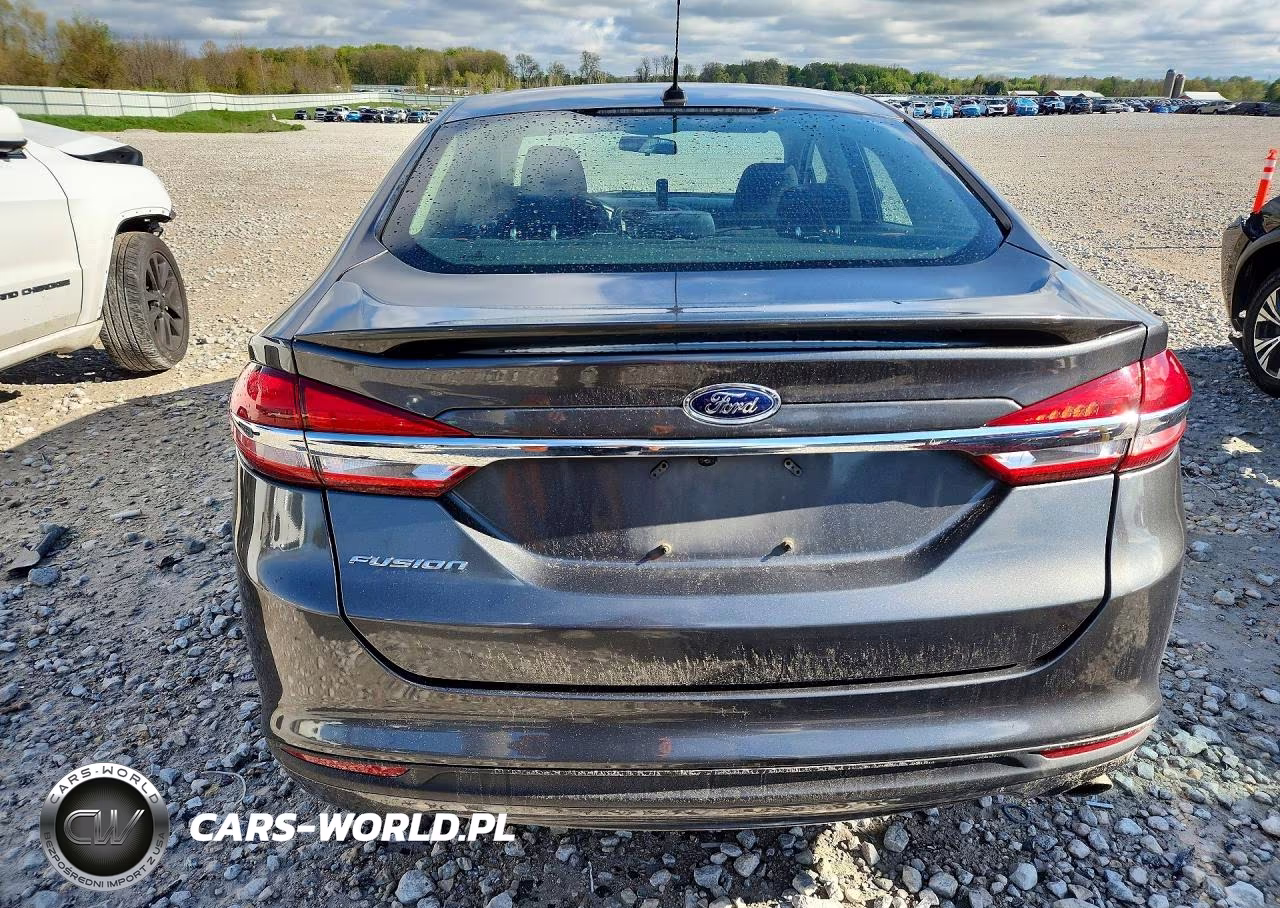 2017 Ford Fusion S VIN:3FA6P0G7XHR334742 - 6