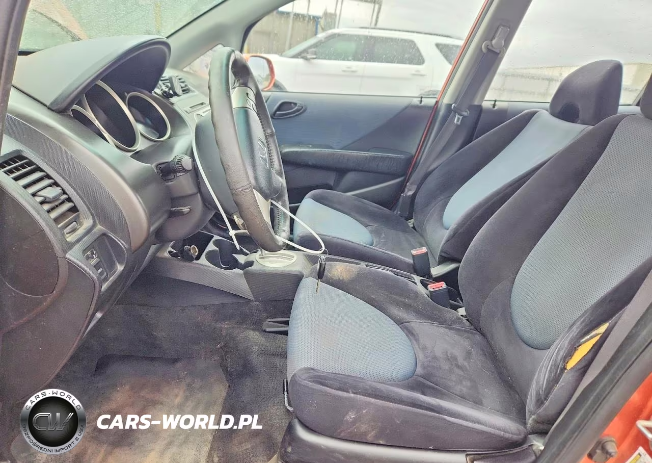 2008 Honda Fit Sport VIN:JHMGD38668S048212 - 7