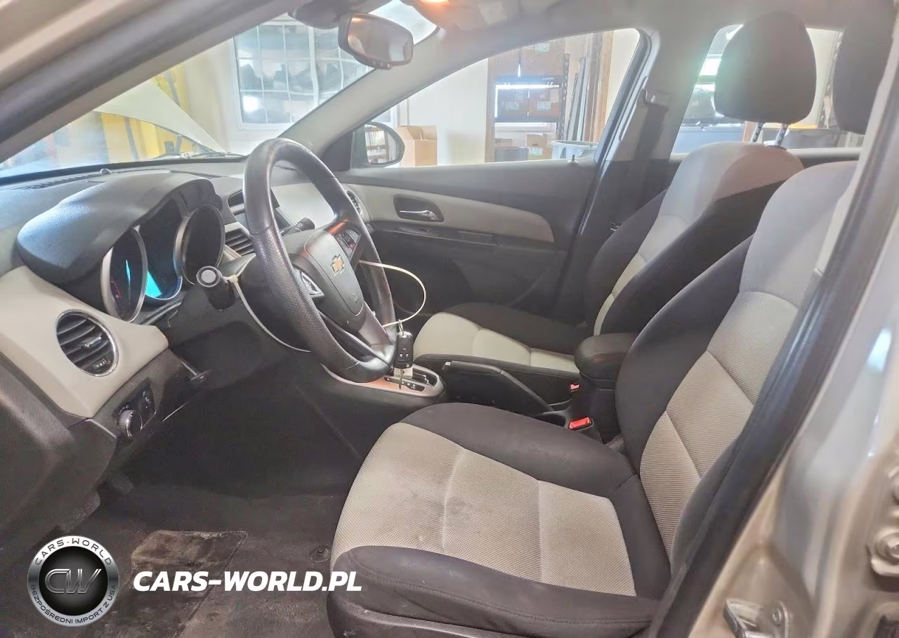 2013 Chevrolet Cruze Ls VIN:1G1PA5SH7D7154447 - 7