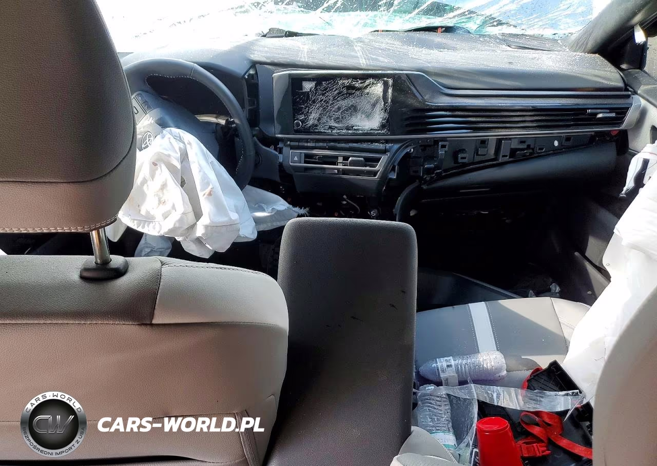 2026 Toyota Camry Se VIN:4T1DAACK9TU700321 - 8