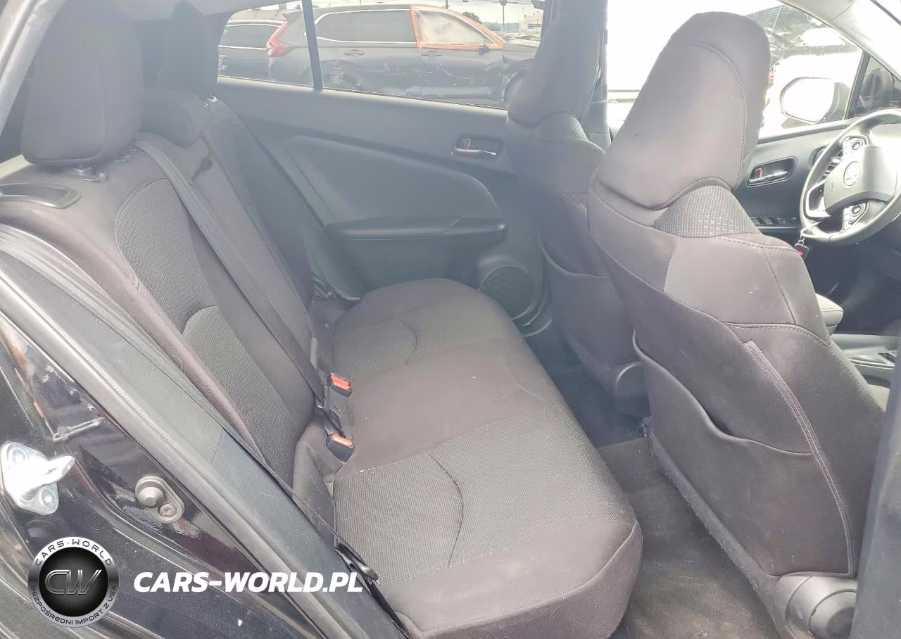 2021 Toyota Prius Le VIN:JTDKAMFU9M3148756 - 10
