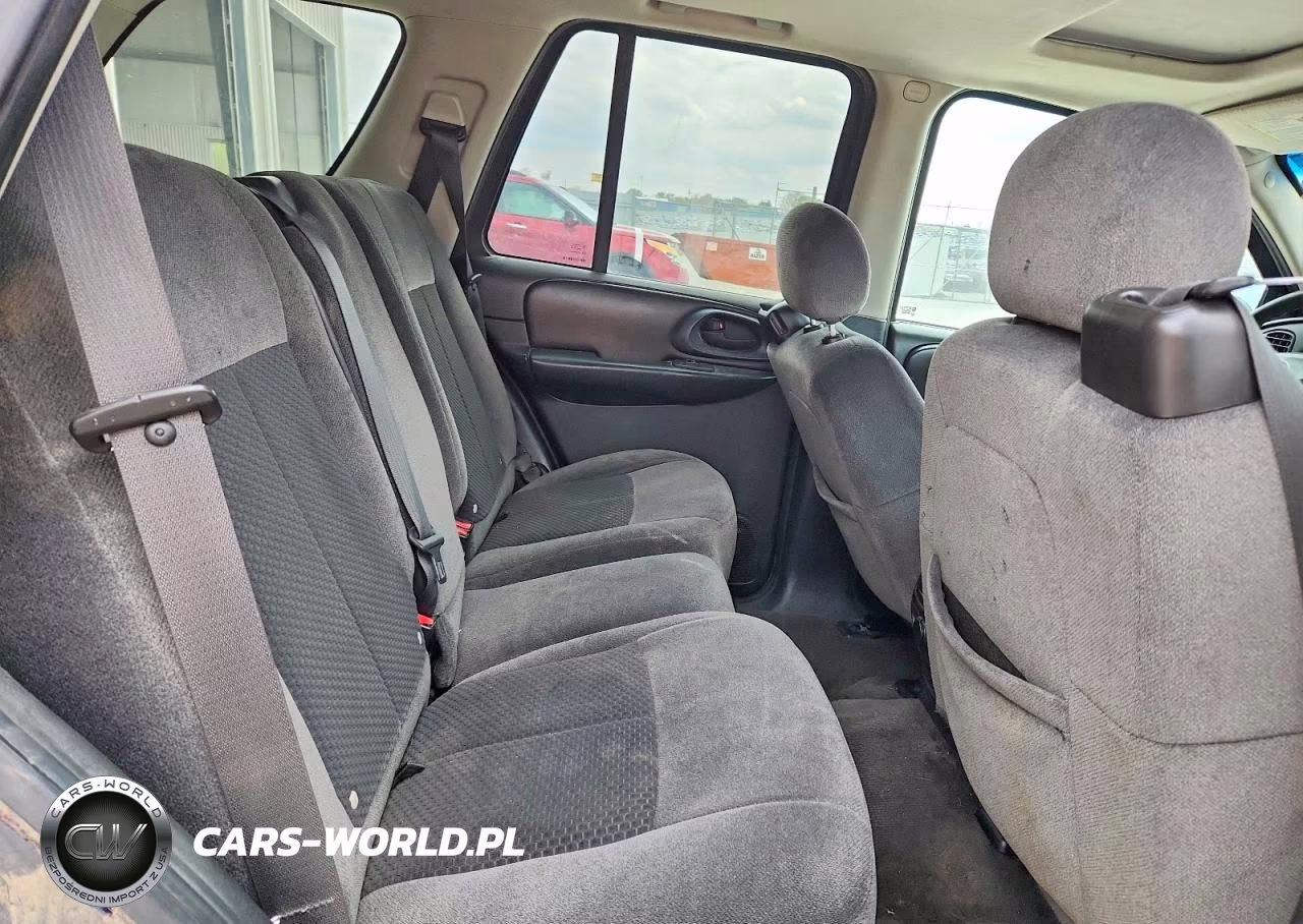 2008 Chevrolet Trailblazer Ls VIN:1GNDT13S182158088 - 11
