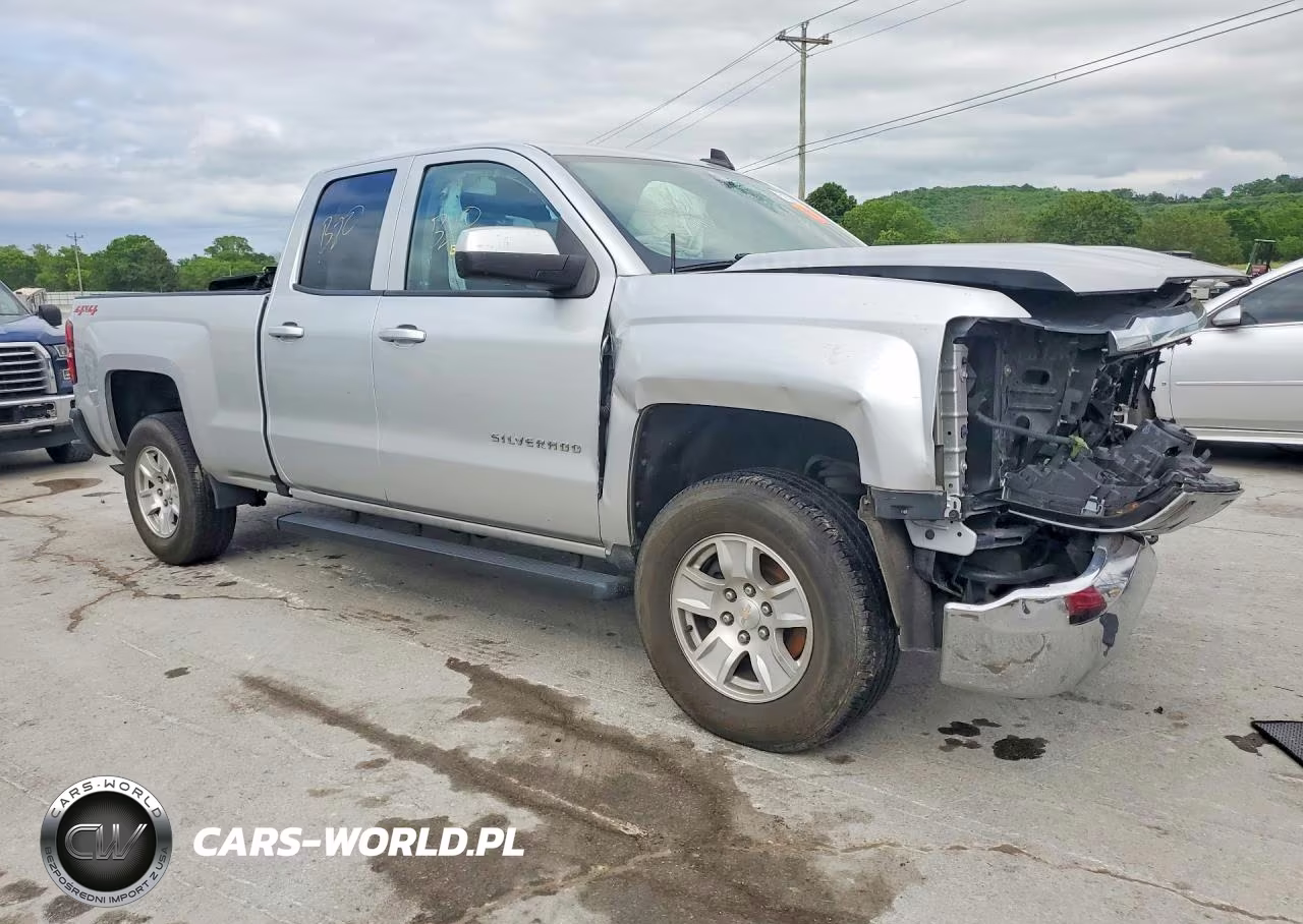2018 Chevrolet Silverado K1500 Lt VIN:1GCVKREH1JZ355078 - 4