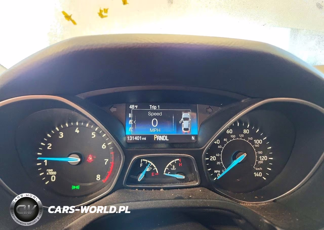 2016 Ford Focus Se VIN:1FADP3F27GL282188 - 9