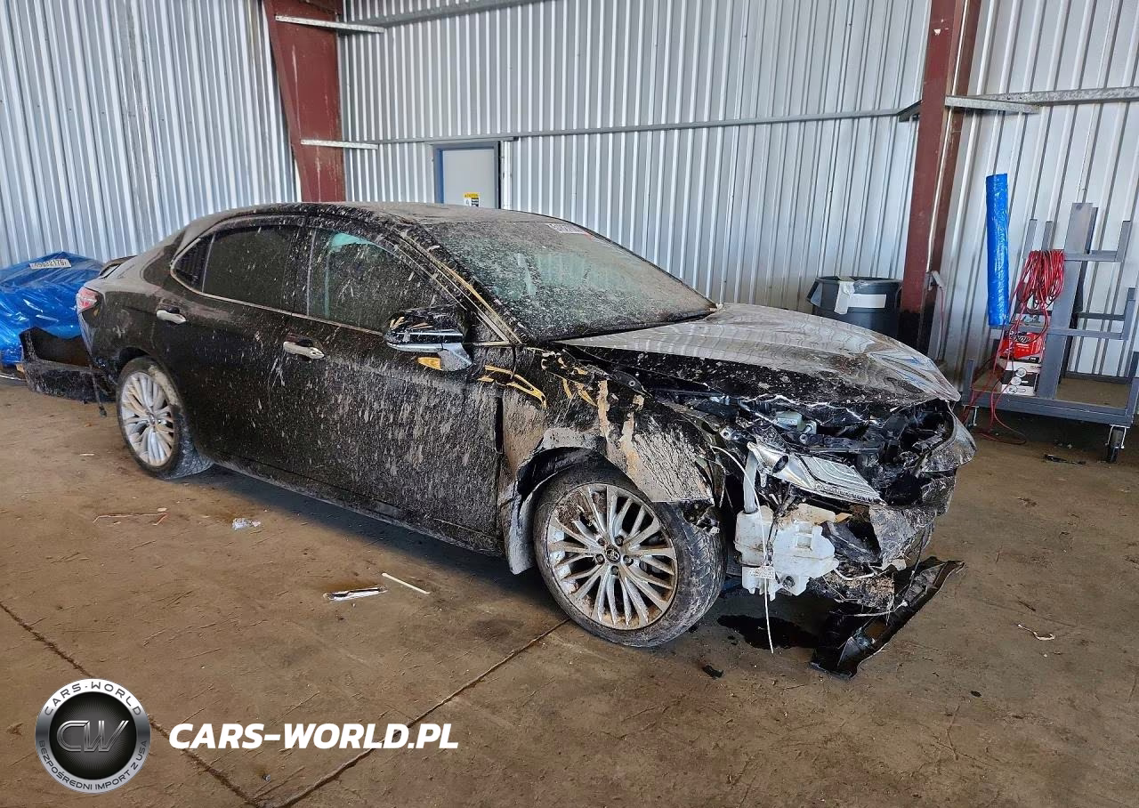 2018 Toyota Camry Hybrid Xle VIN:4T1B21HK4JU003522 - 4