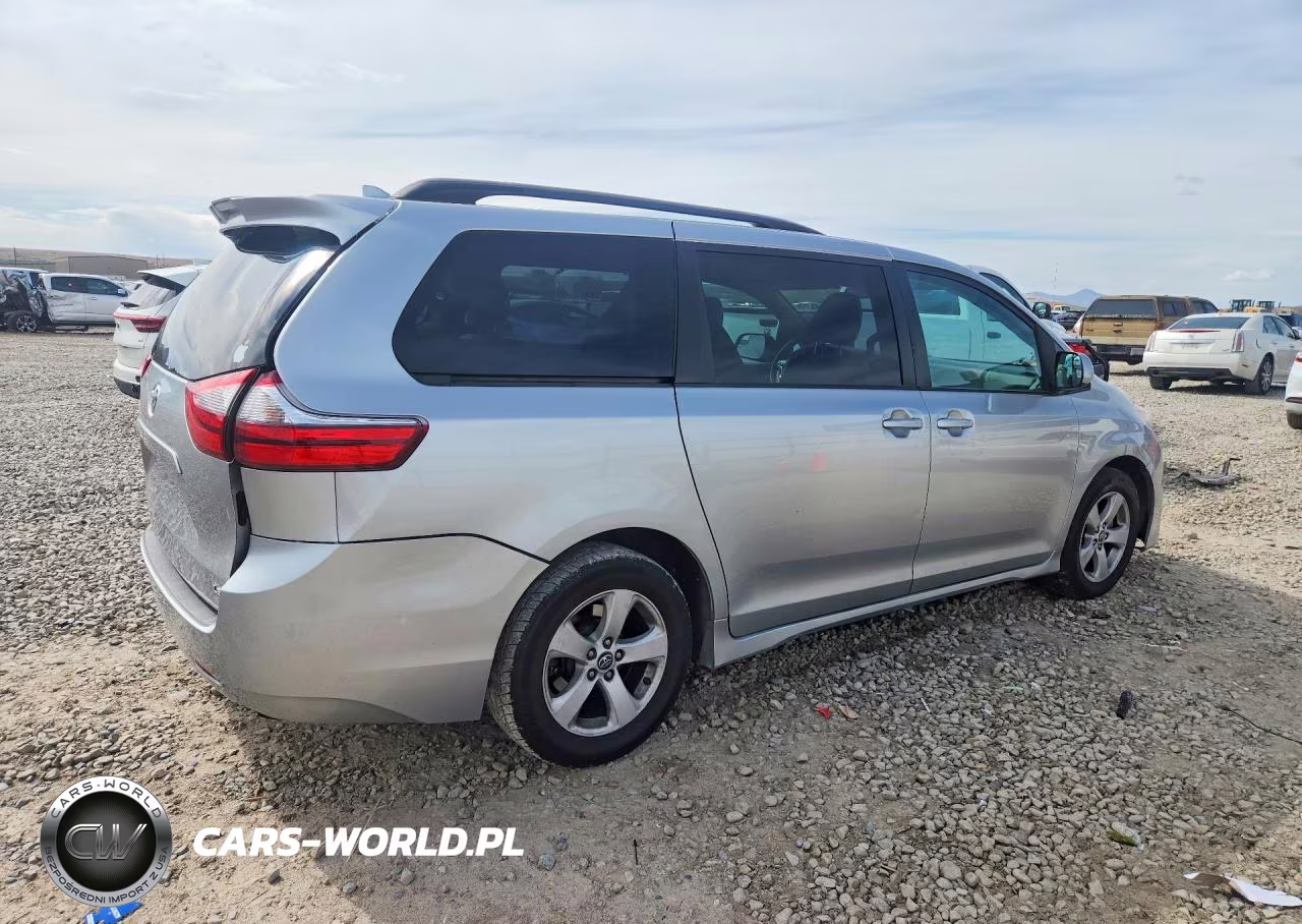2020 Toyota Sienna Le VIN:5TDKZ3DCXLS049308 - 3