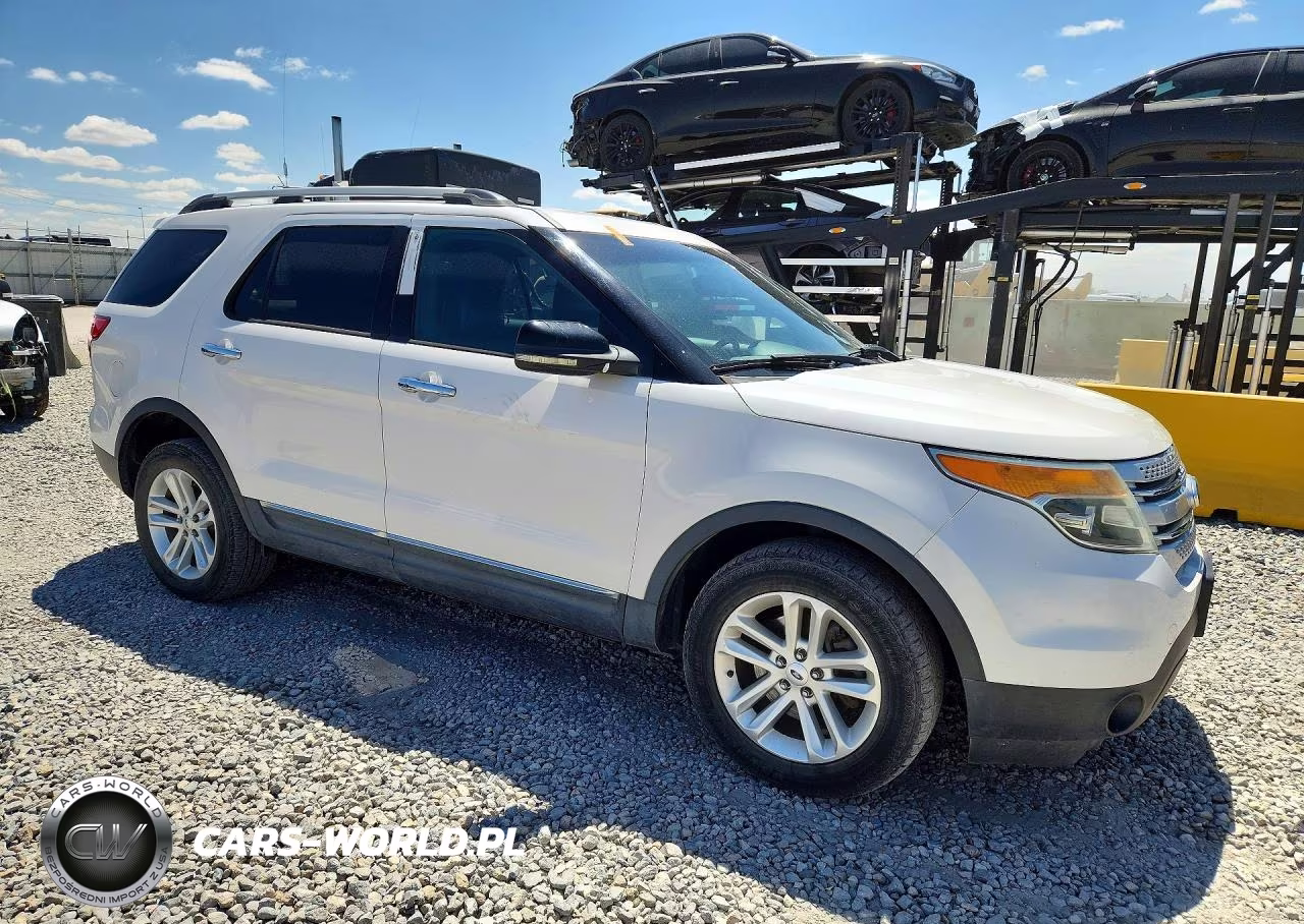 2013 Ford Explorer Xlt VIN:1FM5K8D83DGA98111 - 4