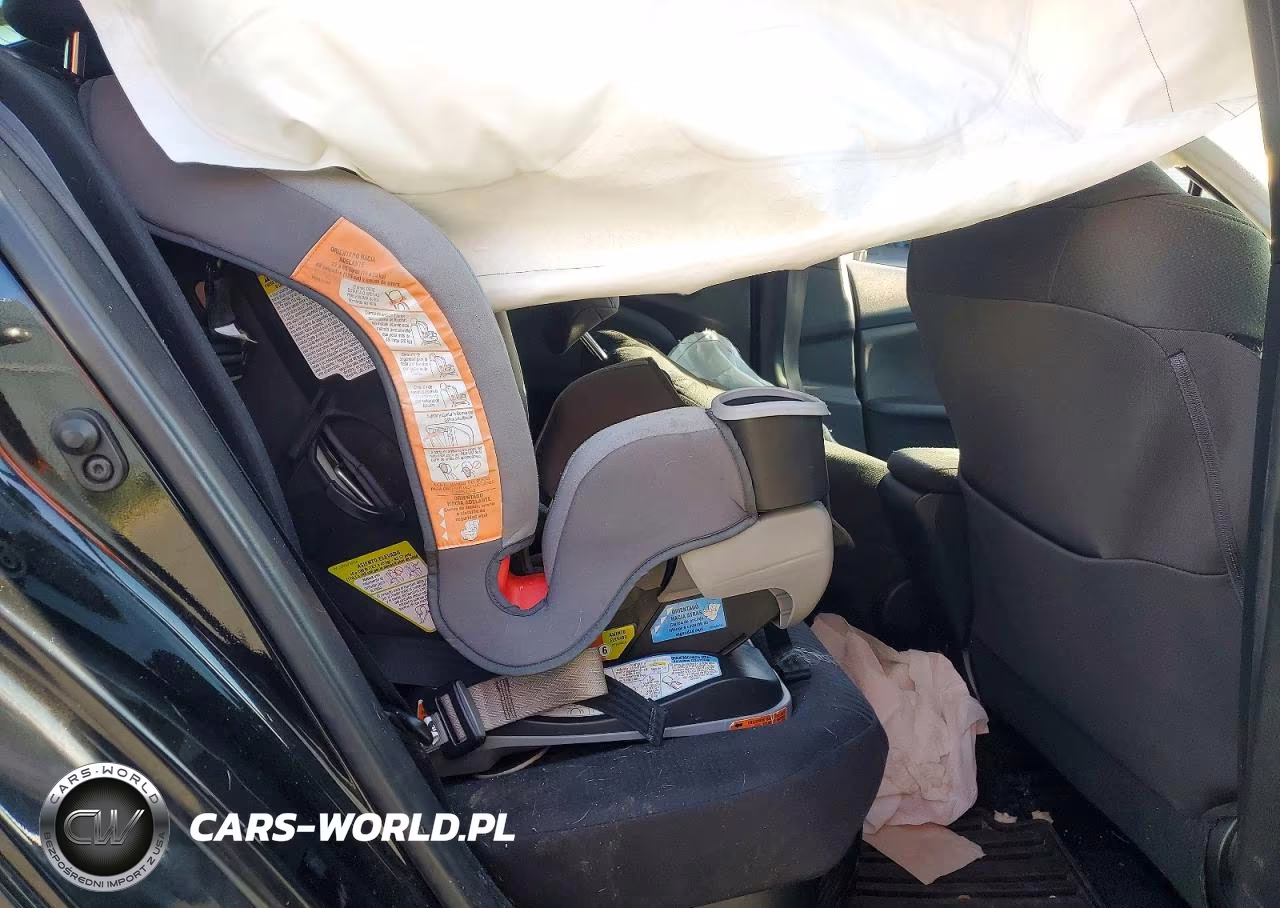 2016 Toyota Prius Two VIN:JTDKBRFUXG3009461 - 10