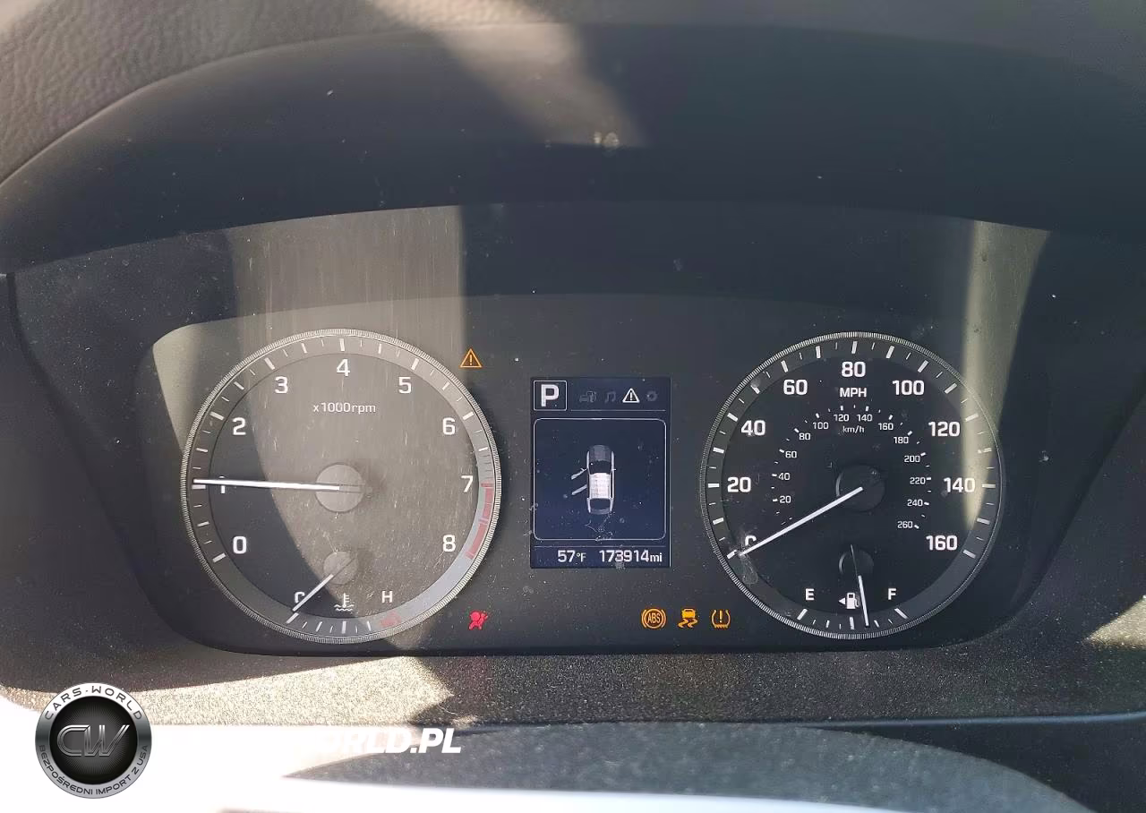2017 Hyundai Sonata Sport VIN:5NPE34AF5HH558903 - 9