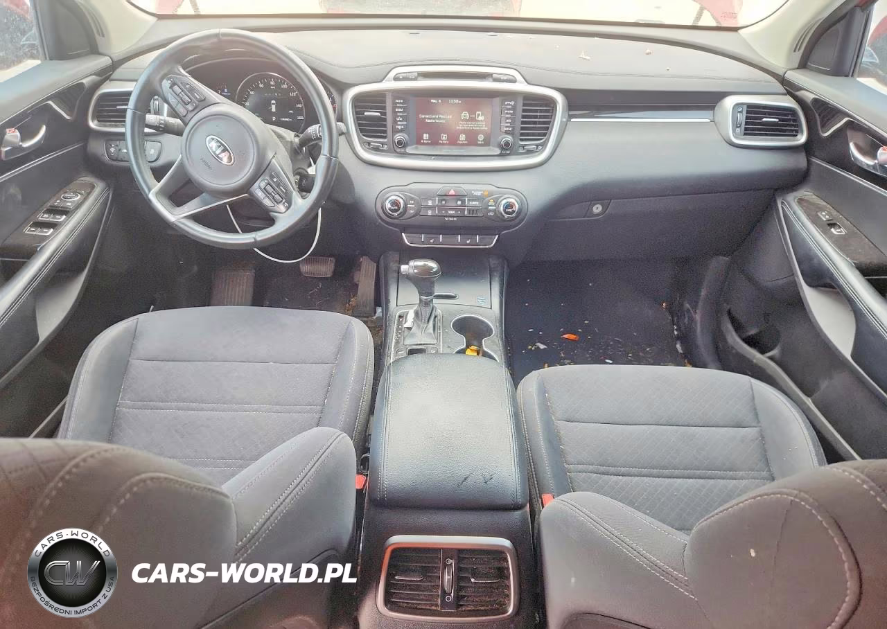 2018 Kia Sorento Lx VIN:5XYPG4A32JG387110 - 8