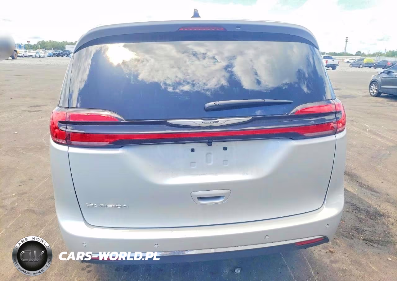 2026 Chrysler Pacifica Select VIN:2C4RC1BG4TR191074 - 6