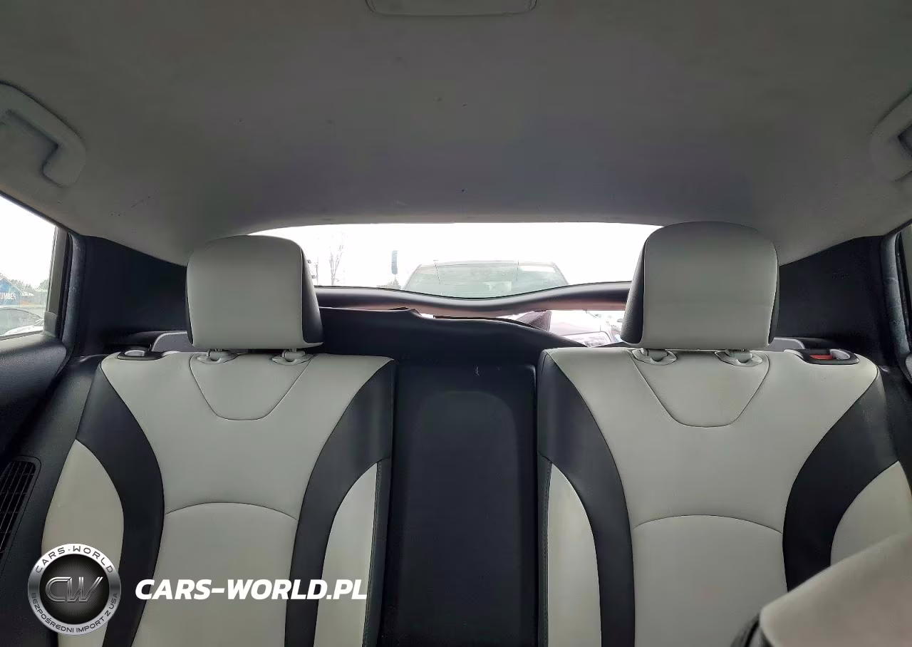 2017 Toyota Prius Prime Advanced VIN:JTDKARFP8H3044420 - 10