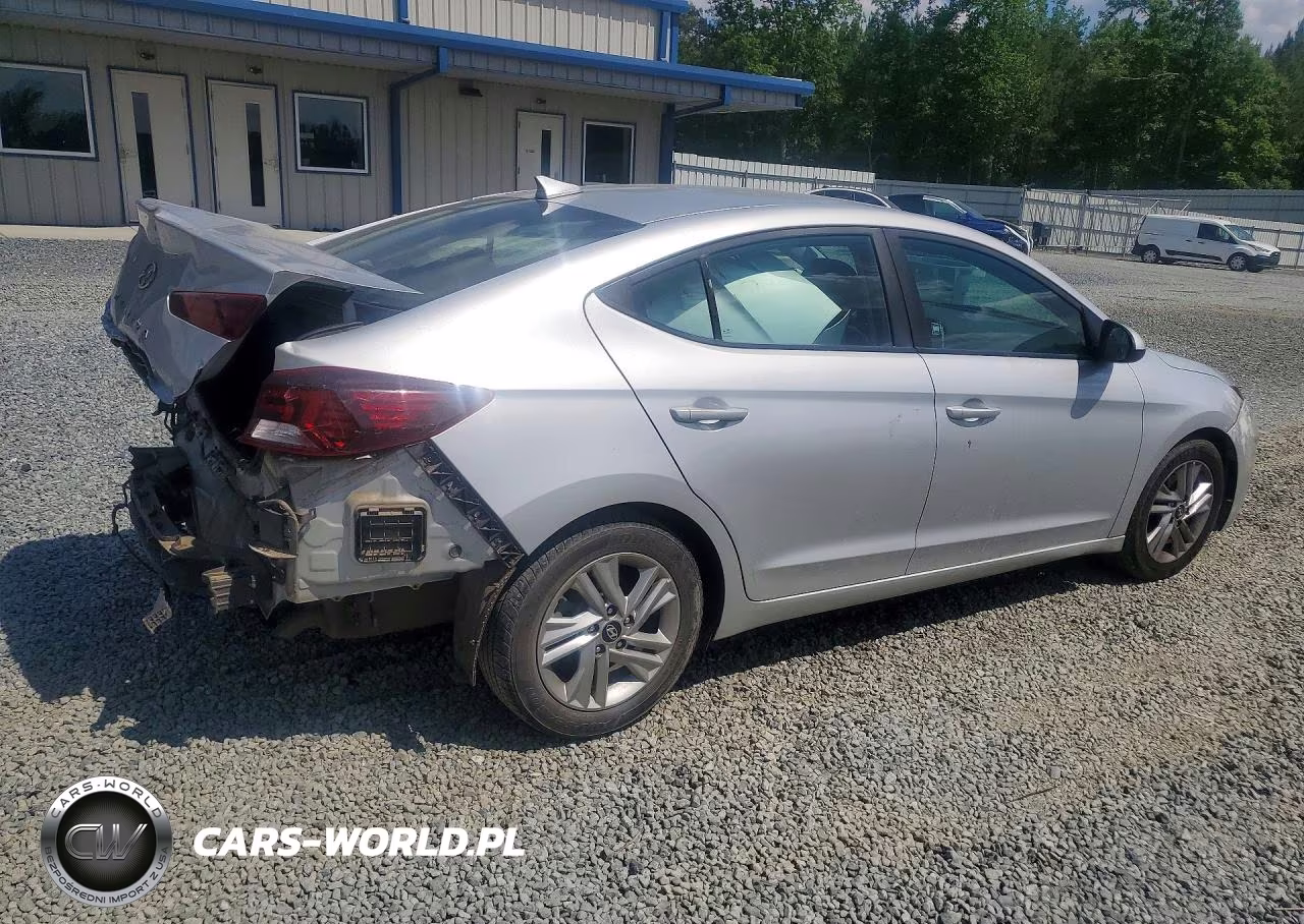 2019 Hyundai Elantra Sel VIN:5NPD84LF4KH419329 - 3