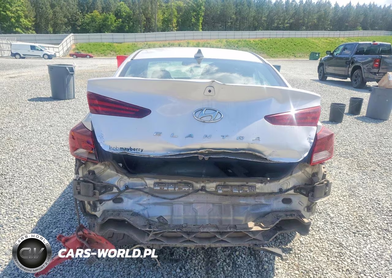 2019 Hyundai Elantra Sel VIN:5NPD84LF4KH419329 - 6