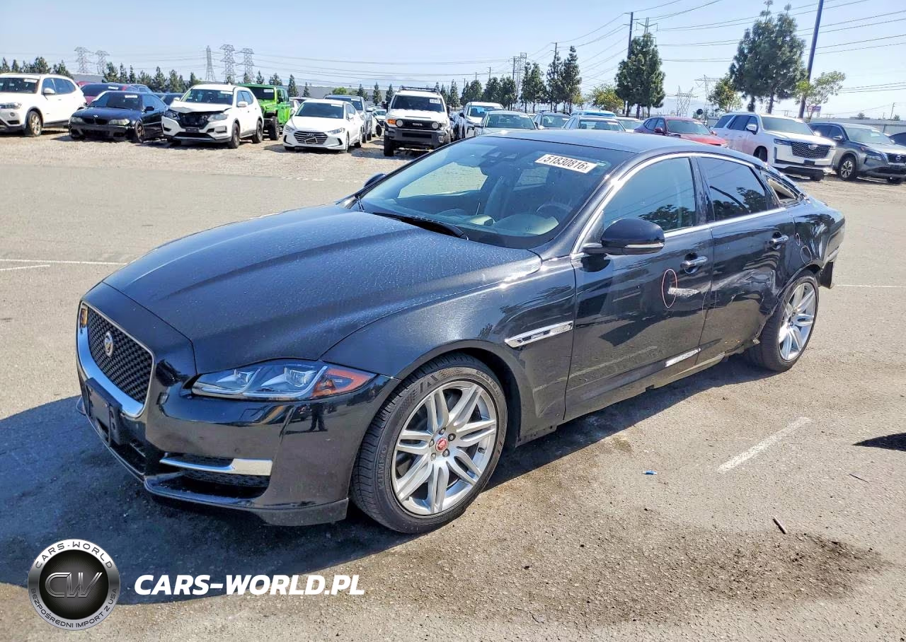 2019 Jaguar Xj R - Sport