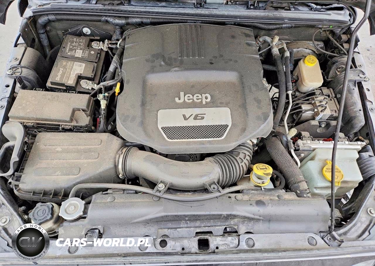 2016 Jeep Wrangler Unlimited Sport VIN:1C4BJWDGXGL335615 - 12