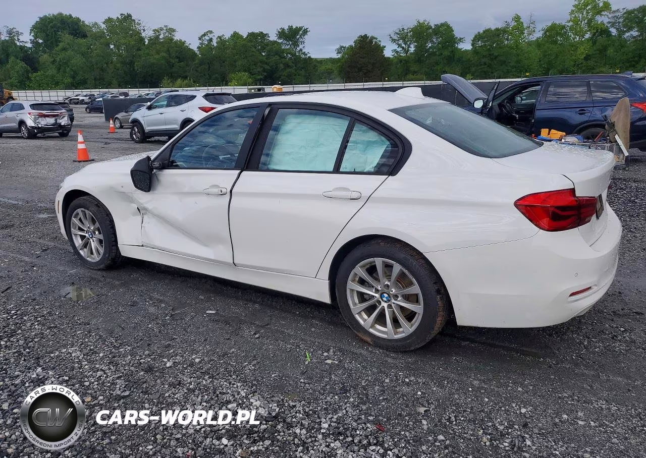 2017 BMW 320 I VIN:WBA8E1G30HNU18239 - 2