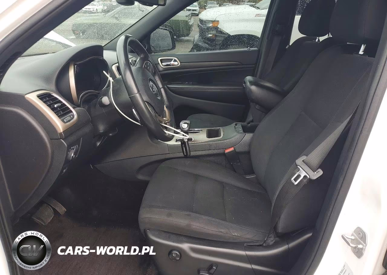 2015 Jeep Grand Cherokee Laredo VIN:1C4RJEAG5FC199745 - 7
