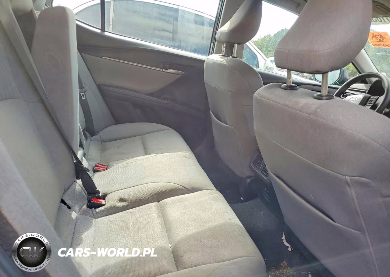 2025 Toyota Camry Le VIN:4T1DAACK0SU062121 - 10