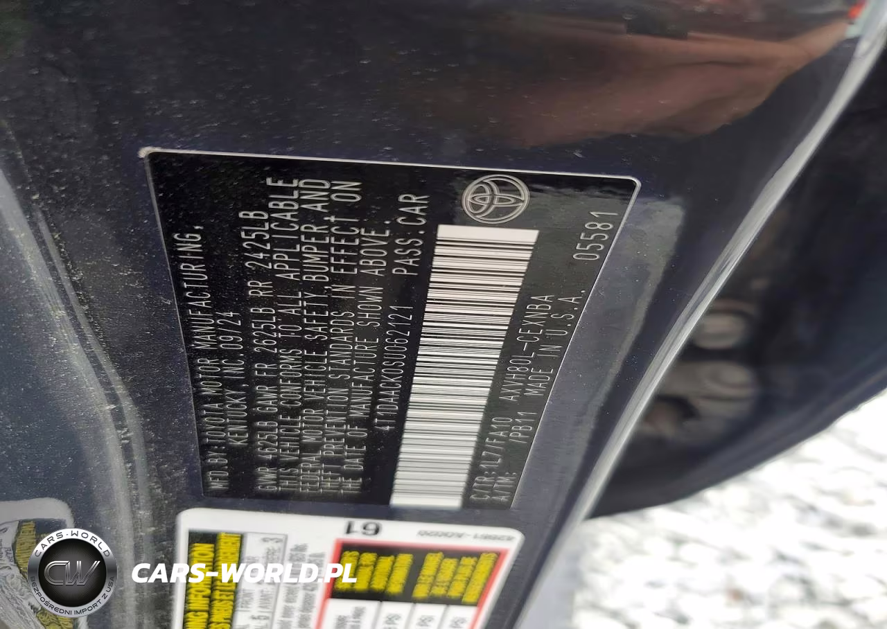 2025 Toyota Camry Le VIN:4T1DAACK0SU062121 - 13