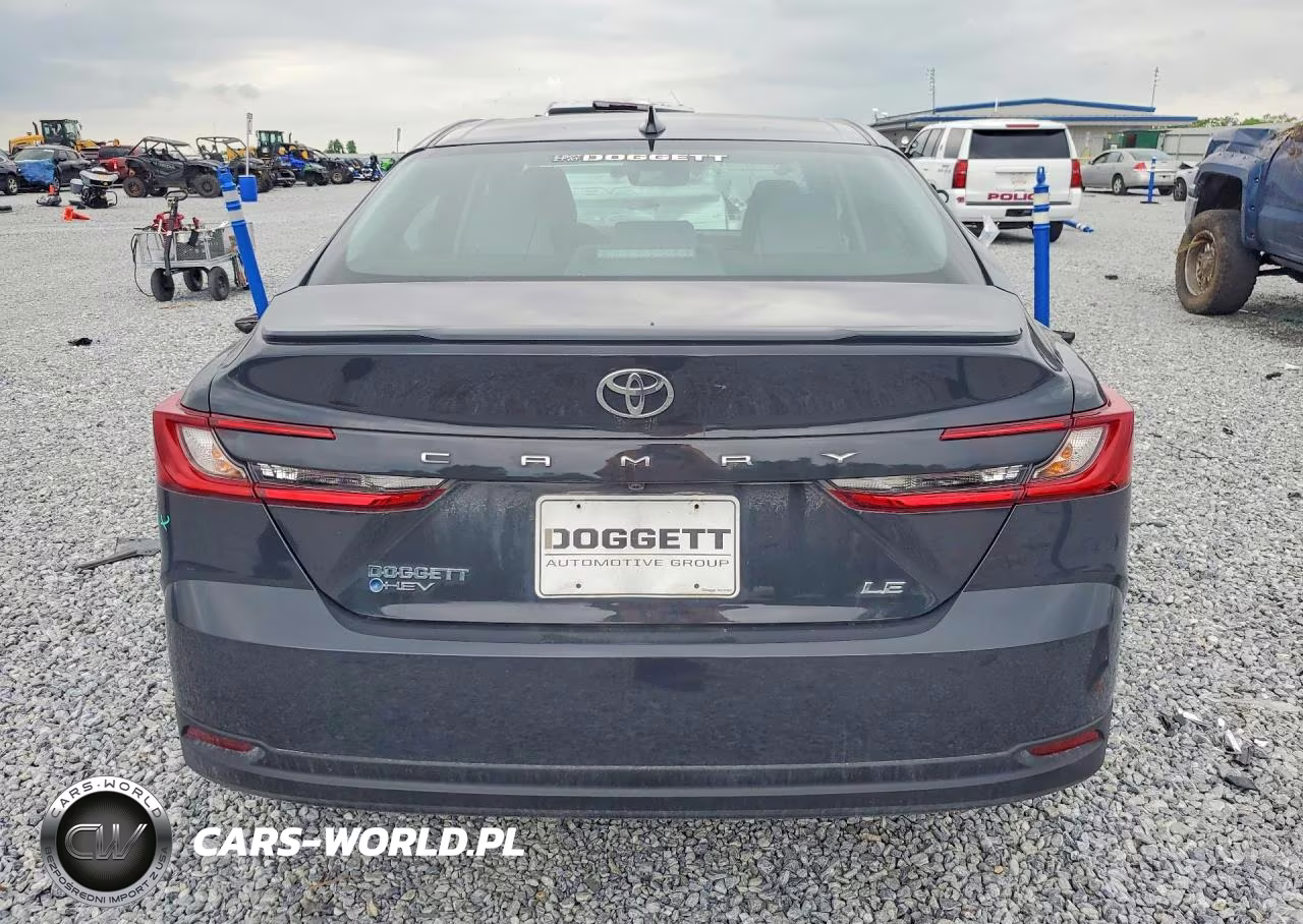 2025 Toyota Camry Le VIN:4T1DAACK0SU062121 - 6