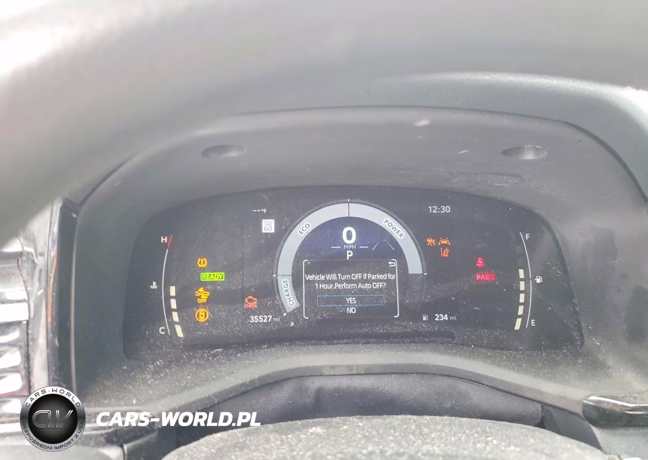 2025 Toyota Camry Le VIN:4T1DAACK0SU062121 - 9
