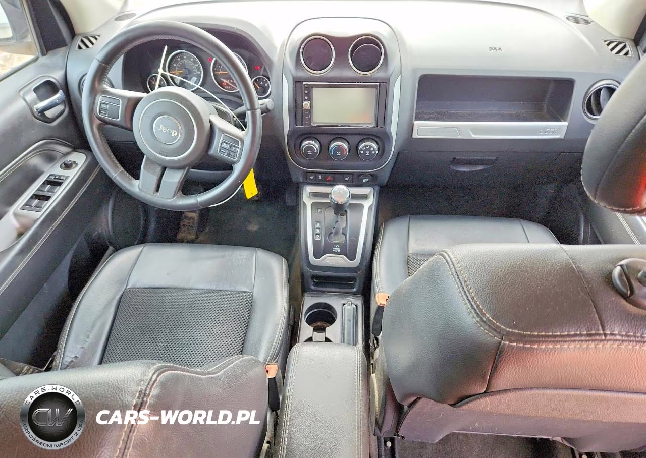 2014 Jeep Compass Latitude VIN:1C4NJDEB5ED858696 - 8